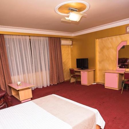Nor Dzoraberd Hotel Complex Yerevan Exterior foto