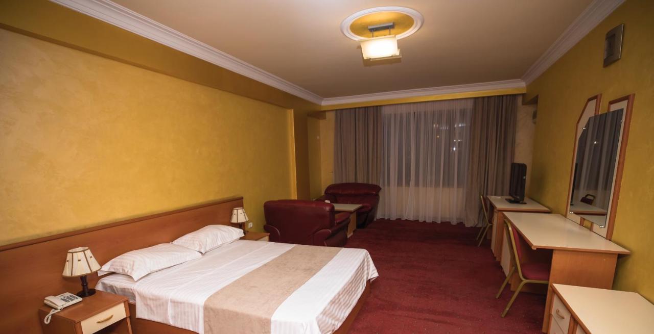 Nor Dzoraberd Hotel Complex Yerevan Exterior foto